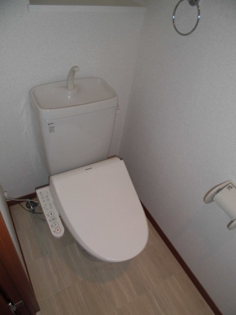福岡市博多区銀天町２丁目の賃貸マンションのトイレ