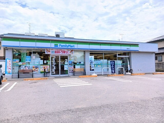 ジョリー柏の周辺|ファミリーマートまで350m