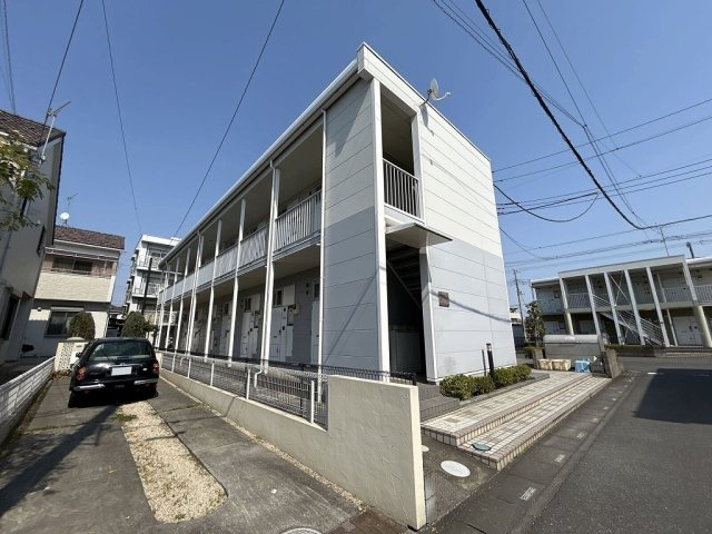レオパレスサニーホームズの外観