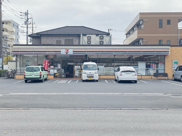 レオパレスロイヤルシティ茜の周辺