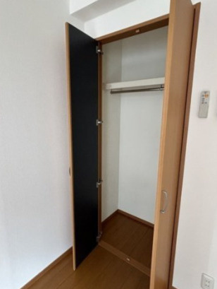 サンライズヒルズＴ.Bの収納|※別部屋写真