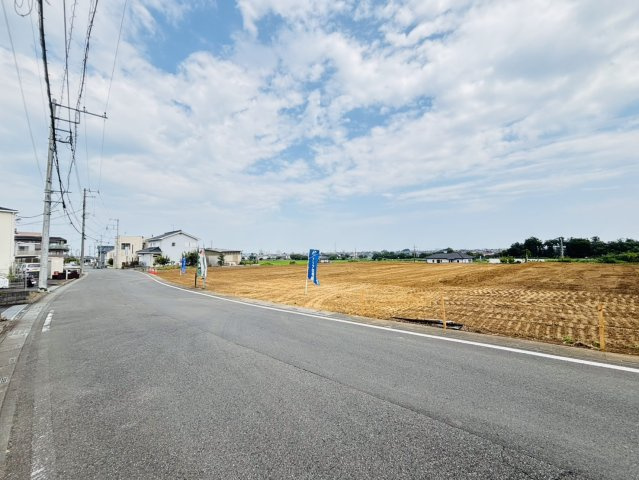 敷地面積146坪　売地　川越市吉田の前面道路含む現地写真|北西側公道７ｍ！接道幅が広くお車の出し入れもラクラクです♪
現地（2026年8月）撮影
