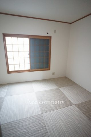 【内装】 | 平野区背戸口2丁目 | 【2階：和室6帖】お洒落な琉球畳新調です☆