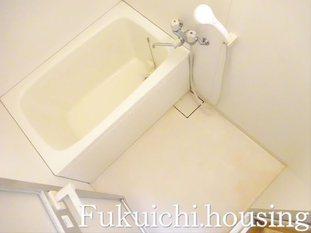 ドリームアロー下高井戸の浴室