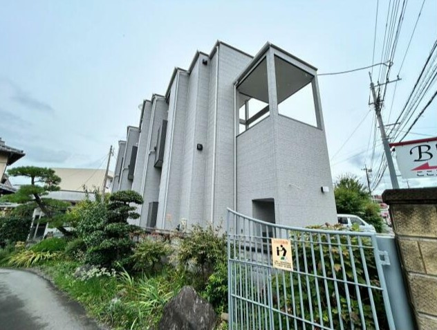 入間市鍵山１丁目のアパートの外観