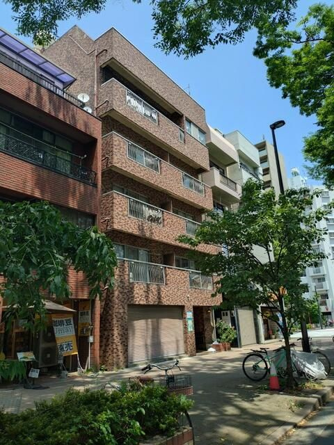 町田ビルの外観
