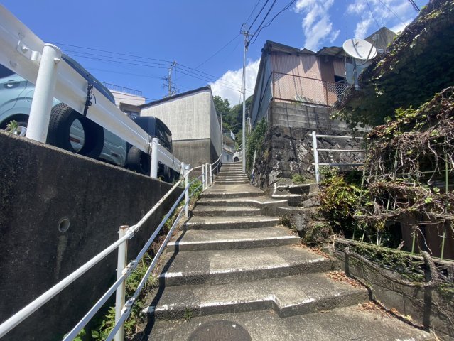 長崎市立山　一戸建ての周辺