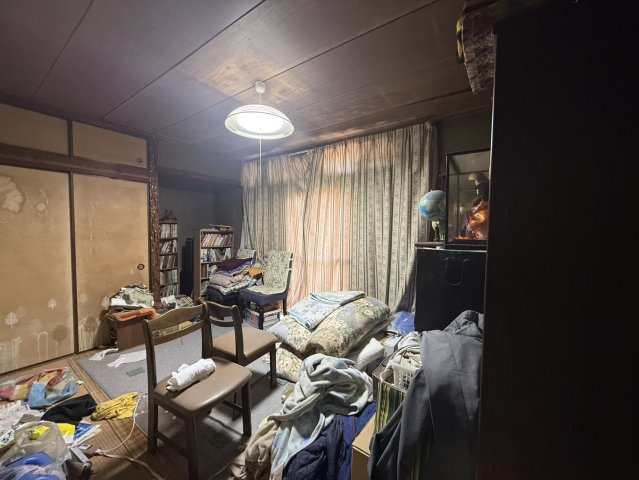 長崎市立山　一戸建ての居間・リビング