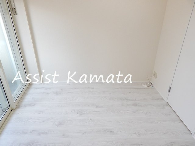 b'CASA蒲田の洋室|写真は同タイプの別号室です