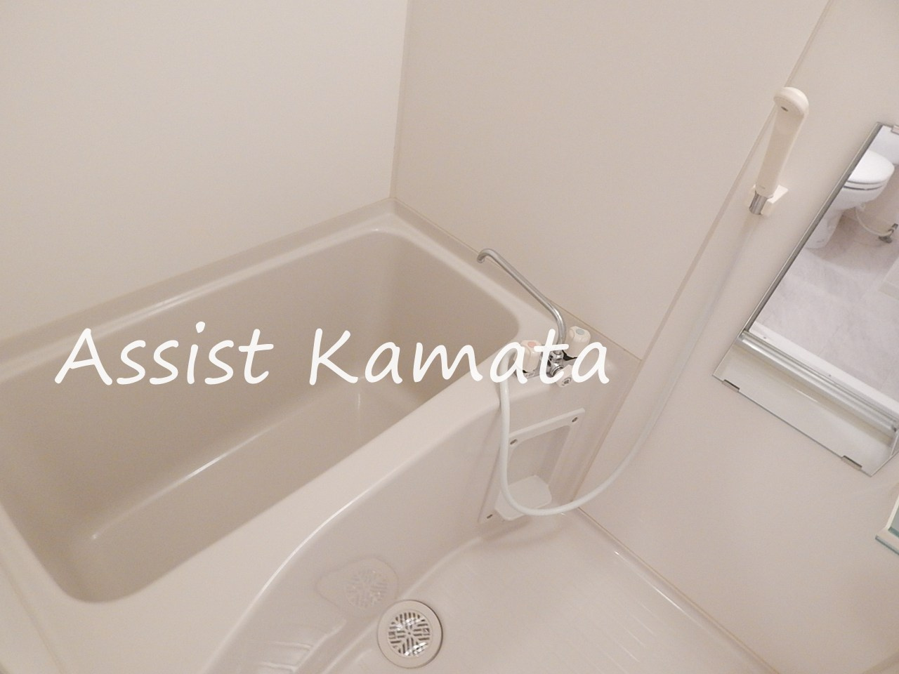 b'CASA蒲田の浴室|写真は同タイプの別号室です