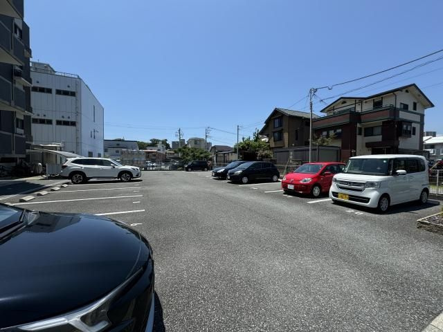 メルキオールの駐車場