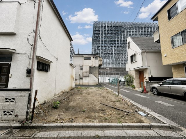 北区志茂1丁目　建築条件無し売地の外観|2026.08.03撮影

現地ご見学希望・資料請求などお気軽にお問い合わせ下さい！
03-5990-5201