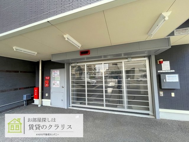 グランレブリー洛西口の駐車場