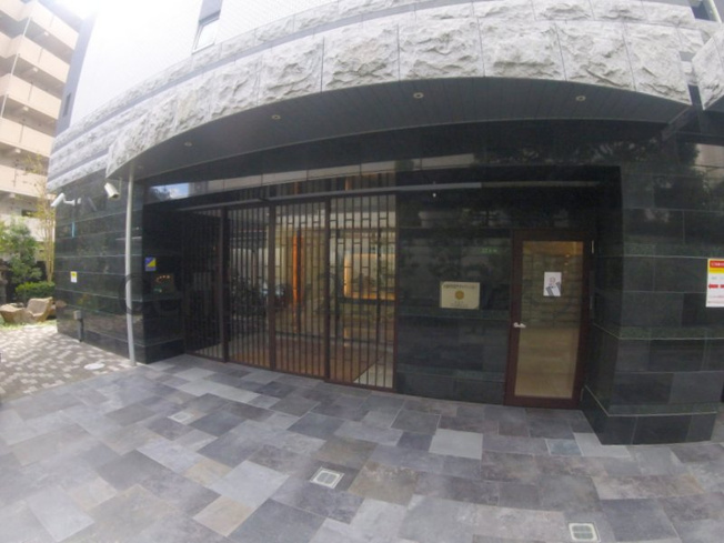 【エントランス】 | NORTH　VILLAGE　BIRTH 　PLACE　本館　