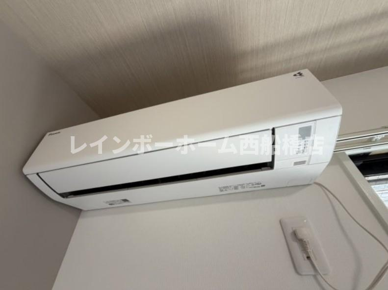 尾頭ビルの設備|エアコン2台付