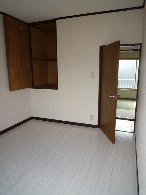 町田市小山町のタウンの内装