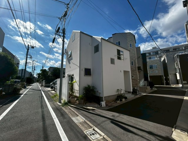 豊島区南長崎2丁目　中古戸建の前面道路含む現地写真|現地写真