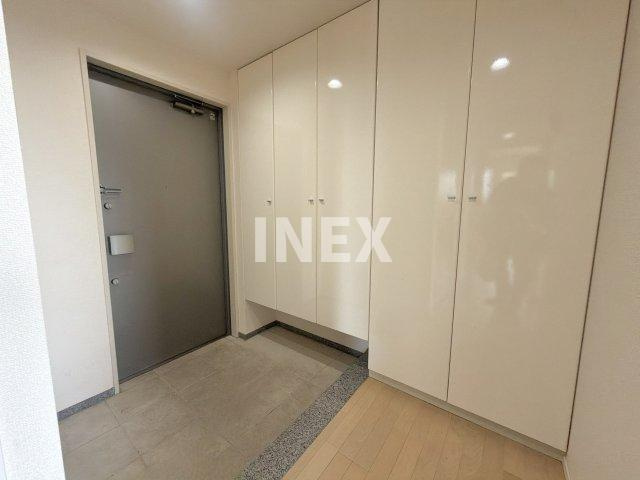 横浜市鶴見区豊岡町の賃貸マンションの玄関