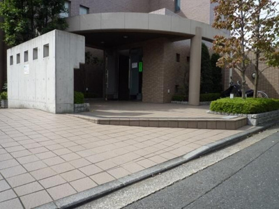 【エントランス】 | ラフィーネ　港北