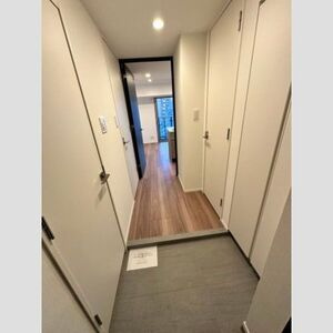 シーフォルム関内Ⅱの玄関