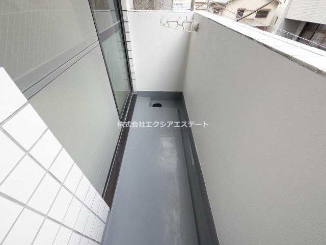 岸田ハイツのバルコニー