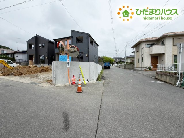 いわき市常磐上湯長谷町第3　新築戸建　2号棟の前面道路含む現地写真|角地につき日当たり・風通し良好です☆