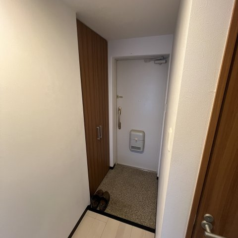 ベルシー室蘭の玄関