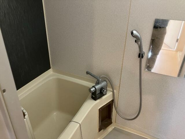 ユーコート目黒本町の浴室|ゆったり過ごせるお風呂です