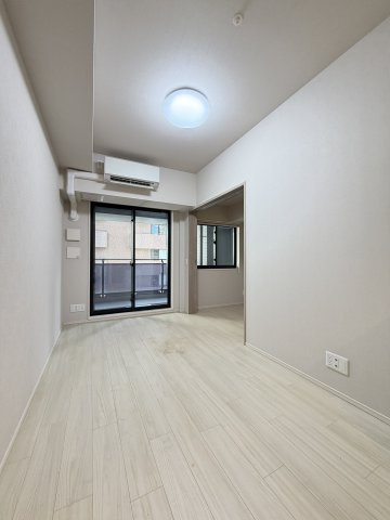 ワコーレ大阪新町タワーレジデンスの居間・リビング