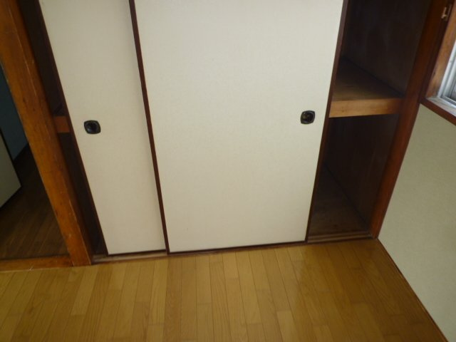 浦井ビルの収納