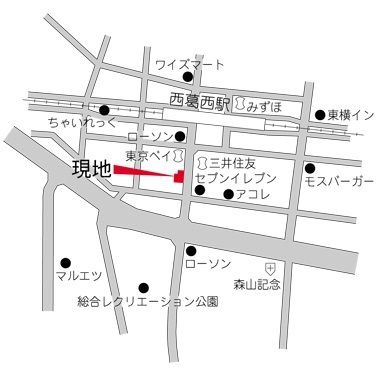 正栄ビルの玄関