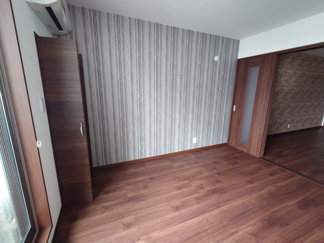 ナチュラルヴィレッジ住吉町A棟の洋室