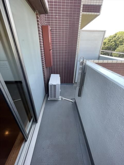 【バルコニー】