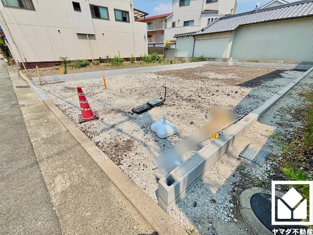 尼崎市西難波２丁目 １期の外観|全居室フローリングでお掃除ラクラクです。全居室窓にも面しており、明るい陽光がたっぷり差し込む心地よい生活空間です。