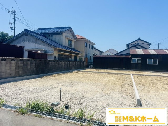 常滑市明和町5丁目　全3棟　3号棟の外観|R8.8.5撮影　並列駐車2台可能☆