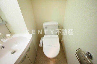 【トイレ】 | アイディ品川11 | コンパクトで使いやすいトイレです