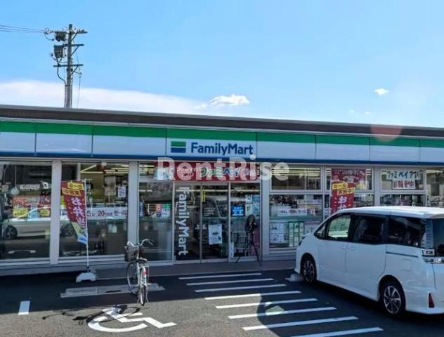 さくらいろの周辺|ファミリーマート岩倉曽野町店まで662ｍ