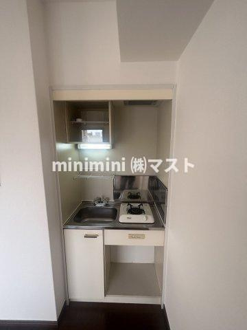 リーガル弁天町のキッチン|※別号室参考写真