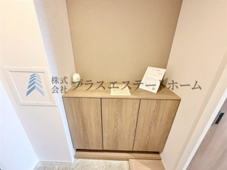 【玄関】 | シャルム長田 | すっきりとした印象の玄関です♪下足入れが備わっています♪