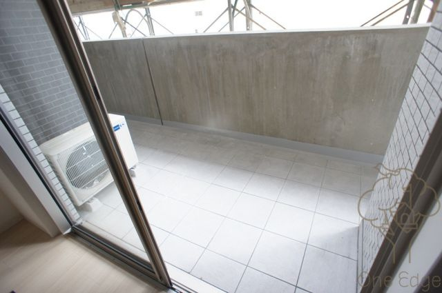NORTH VILLAG BIRTH PLACE 本館のバルコニー