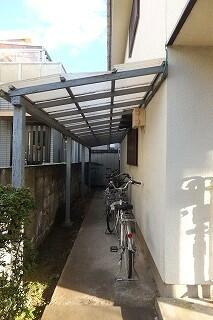 屋根付き駐輪スペース有