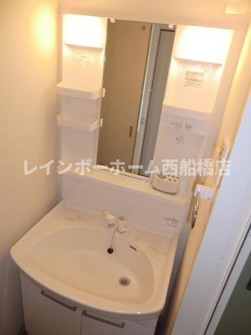 ブラウニーココの独立洗面台