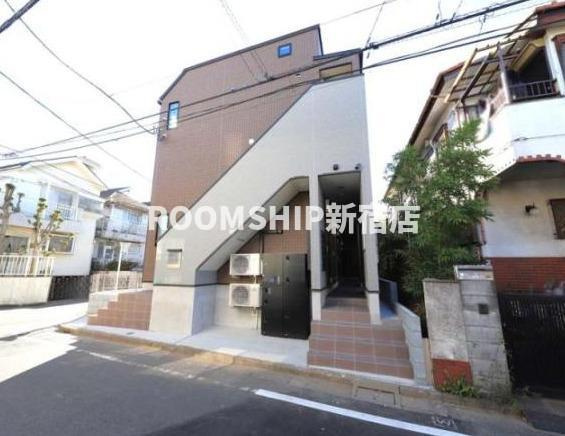 Park Terrace 富士見台のエントランス