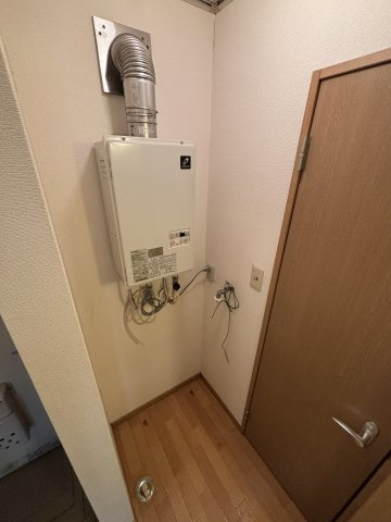 オパス原木の玄関
