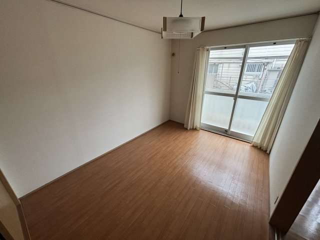 オパス原木の寝室