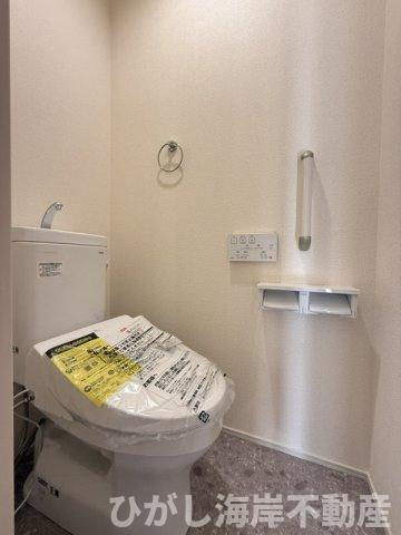 茅ヶ崎市室田３丁目　新築戸建　全２棟のトイレ|洗浄機能付きお手洗い