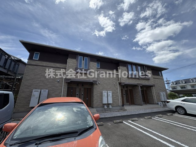 プレミアコートの駐車場