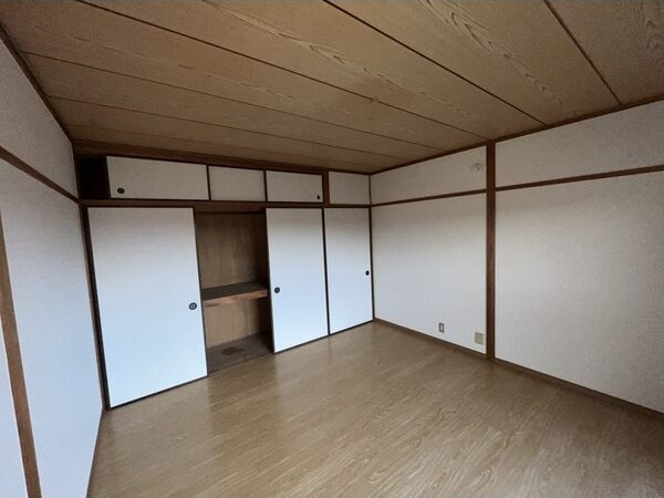 ヒルズ赤池の収納