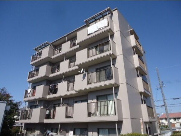 ヒルズ赤池の外観