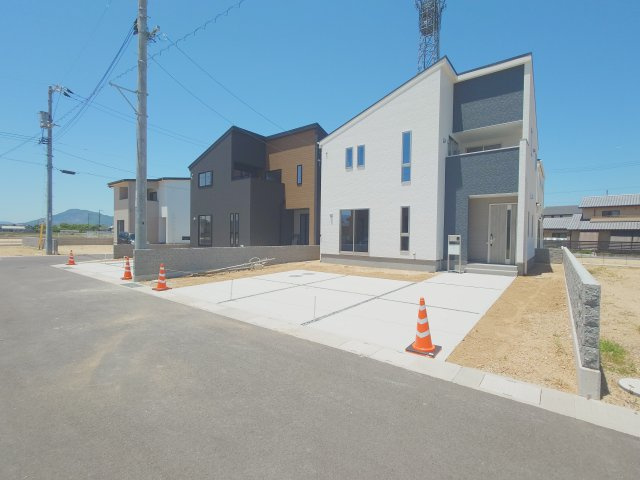 リーブルガーデン丸亀市三条町第三◇みらいエコ住宅2026補助金対象の長期優良住宅です！